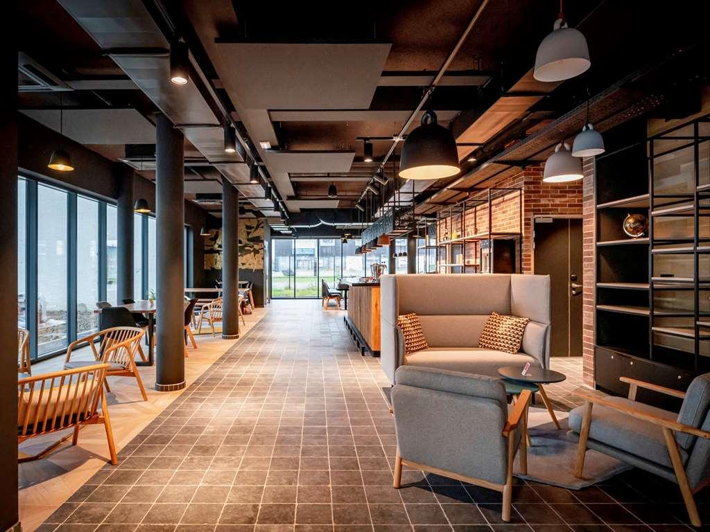 Ibis Styles Valenciennes Petite Foret Facilități foto